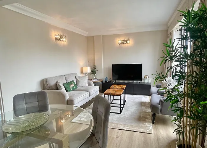 The Mozart Suite By Sloane Square